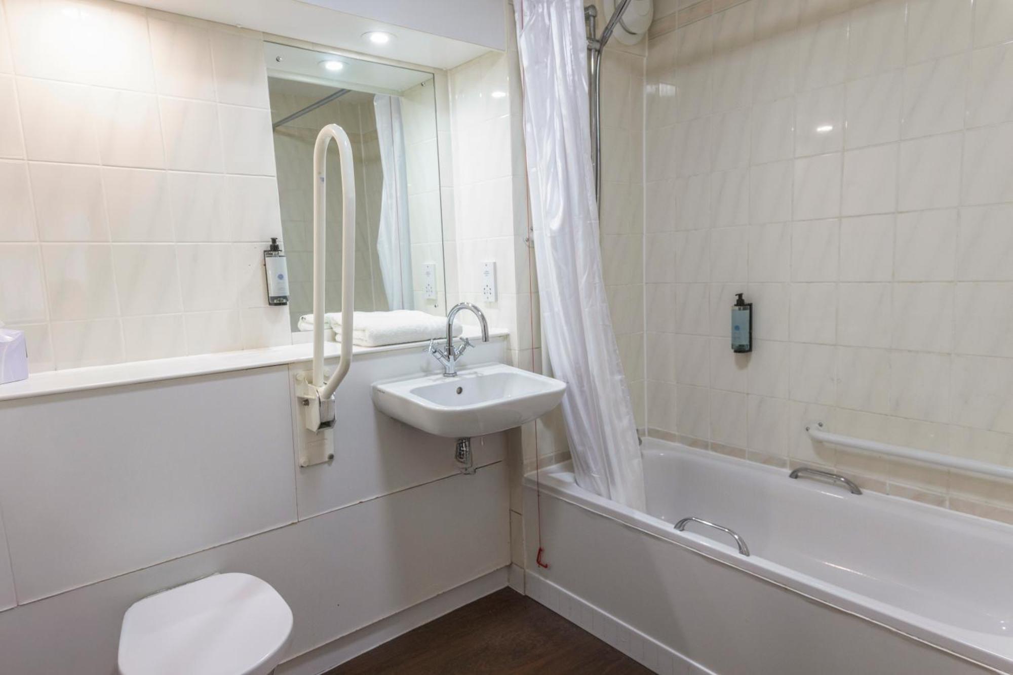 Casa Mere Manchester Airport, Knutsford, Sure Collection By Best Western ภายนอก รูปภาพ